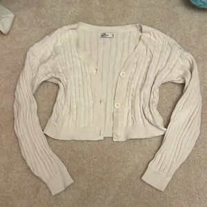 hollister cable knit cropped cardigan
